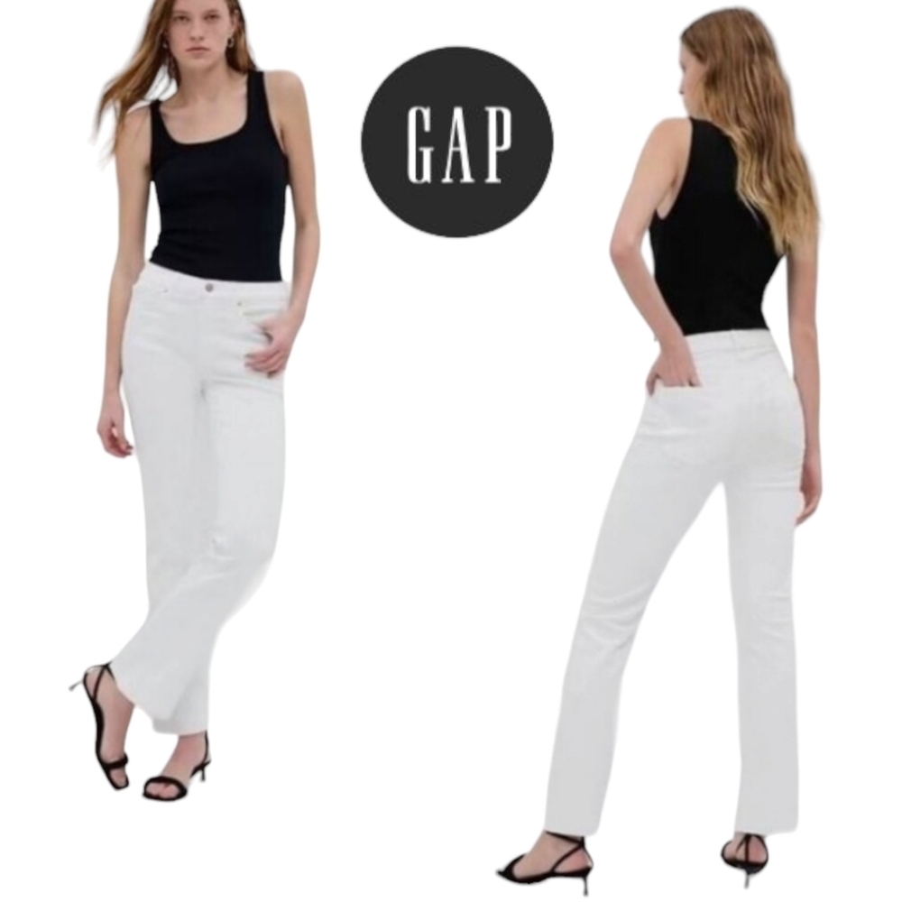 GAP Women Mid Rise Baby Boot Jeans Optic White Stretch Size 33/16R NWT